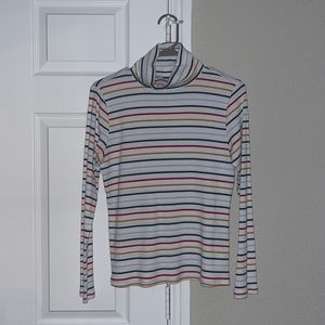 Old Navy Multicolored Turtleneck